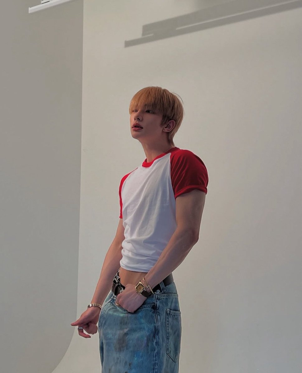 yang jeongin’s lover, hwang hyunjin tweet media