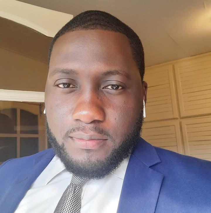 Je suis atterré, d'apprendre ta disparition soudaine ZulKifl Lassissi Oyabi ... Repose en paix.
--------------------------------
I am devastated to learn of your sudden passing, ZulKifl Lassissi Oyabi... Rest in peace.