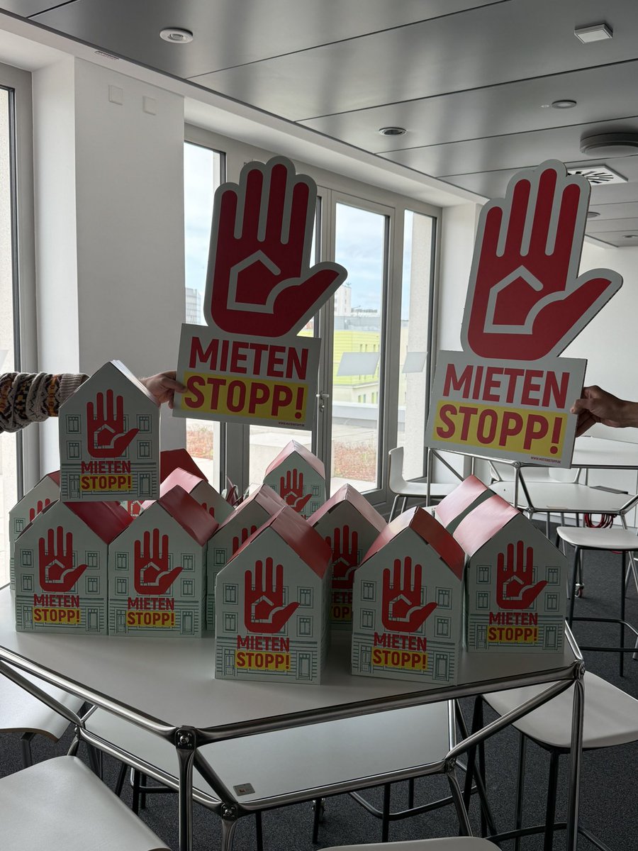 Stefan Körzell (@skoerzell) on Twitter photo Wir brauchen sofort einen #Mietenstopp. Wohnen ist ein #Grundrecht! #Aktionstage2025 #bezahlbarerwohnraum #mietendeckel <a href="/dgb_news/">DGB - Deutscher Gewerkschaftsbund</a> <a href="/DMBMieterbund/">Deutscher Mieterbund</a> Wir brauchen sofort einen #Mietenstopp. Wohnen ist ein #Grundrecht! #Aktionstage2025 #bezahlbarerwohnraum #mietendeckel <a href="/dgb_news/">DGB - Deutscher Gewerkschaftsbund</a> <a href="/DMBMieterbund/">Deutscher Mieterbund</a>