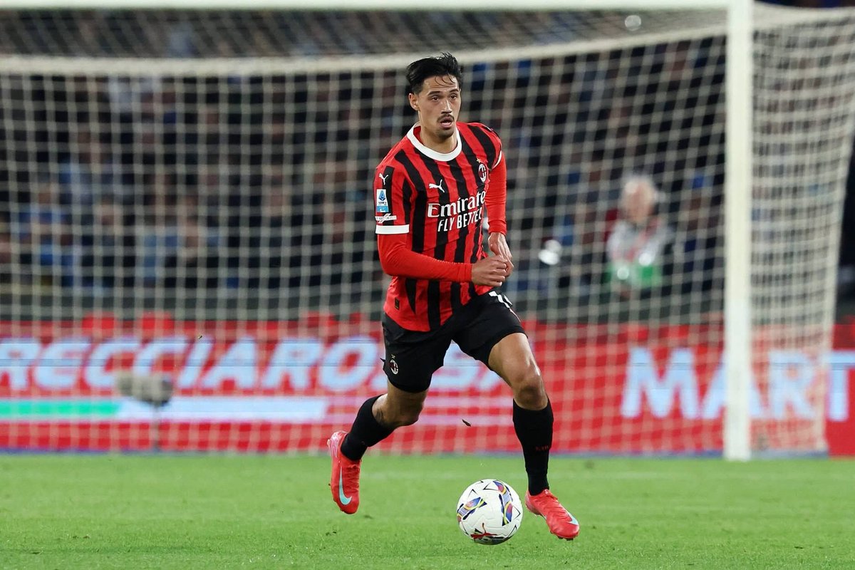 « Une option quasi INÉVITABLE », le MILAN contraint à vendre REIJNDERS ?
calciomio.fr/une-option-qua…