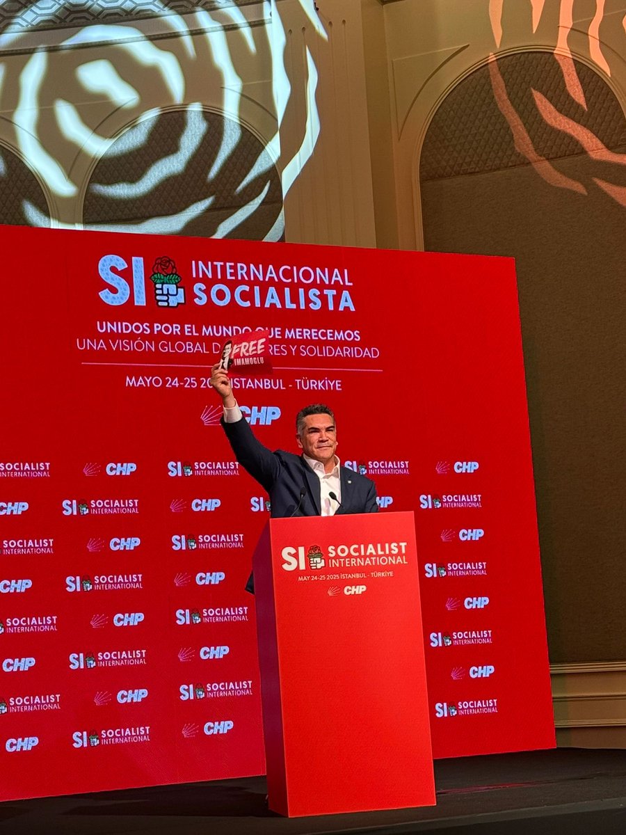 Partimiz CHP'nin ev sahipliğinde İstanbul’da yapılmakta olan Sosyalist Enternasyonal Toplantısına Cumhurbaşkanı Adayımız Ekrem İmamoğlu damgasını vurdu