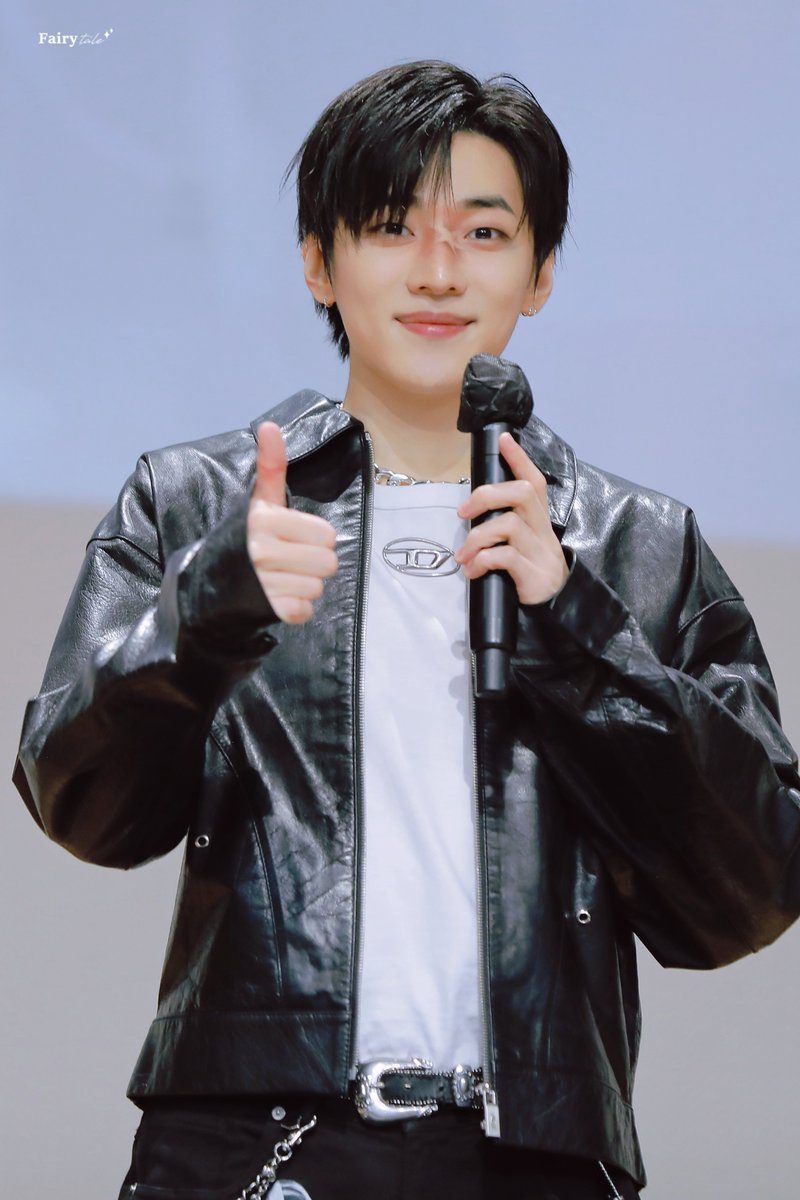 250524
뮤직플랜트 팬싸

🐈‍⬛🩹

#재찬 #JAECHAN
#DKZ #디케이지