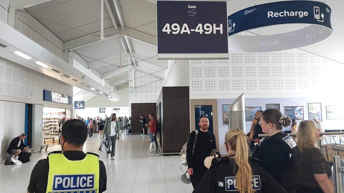 ✈️ At Birmingham Airport, #ProjectServator is in action! Our officers, are working together to keep you safe and secure.