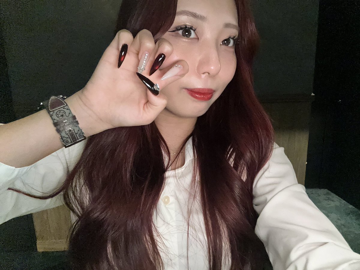 l662002__'s tweet photo. 全部赤にした〜❤️❤️🍒ྀི🍓💄

やっぱり赤が落ち着く❣️かわちいね😵‍💫🍒🍒

夏だし派手にしたくなるよね😃 https://t.co/JEjcd69nZn