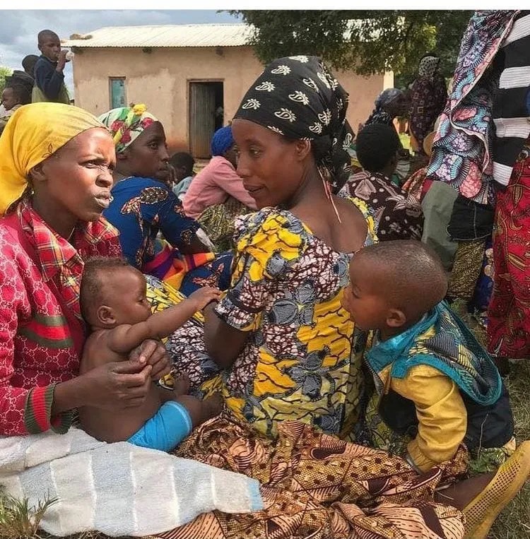 #RDC_MINEMBWE:

Depuis quelques jours, les FARDC, les groupes armés Wazalendo, les FDLR et les forces armées burundaises mènent des attaques coordonnées contre des villages majoritairement habités par des Banyamulenge, sous prétexte de vouloir détruire les positions de