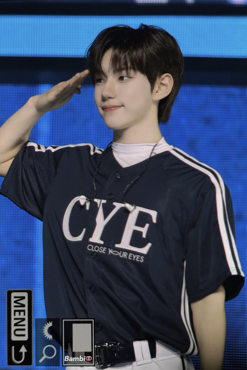 𝟮𝟱𝟬𝟱𝟮𝟰 𝗣𝗿𝗲

충성🫡

#서경배 #SEOKYOUNGBAE
#CLOSEYOUREYES #클로즈유어아이즈
#클유아 #CYE