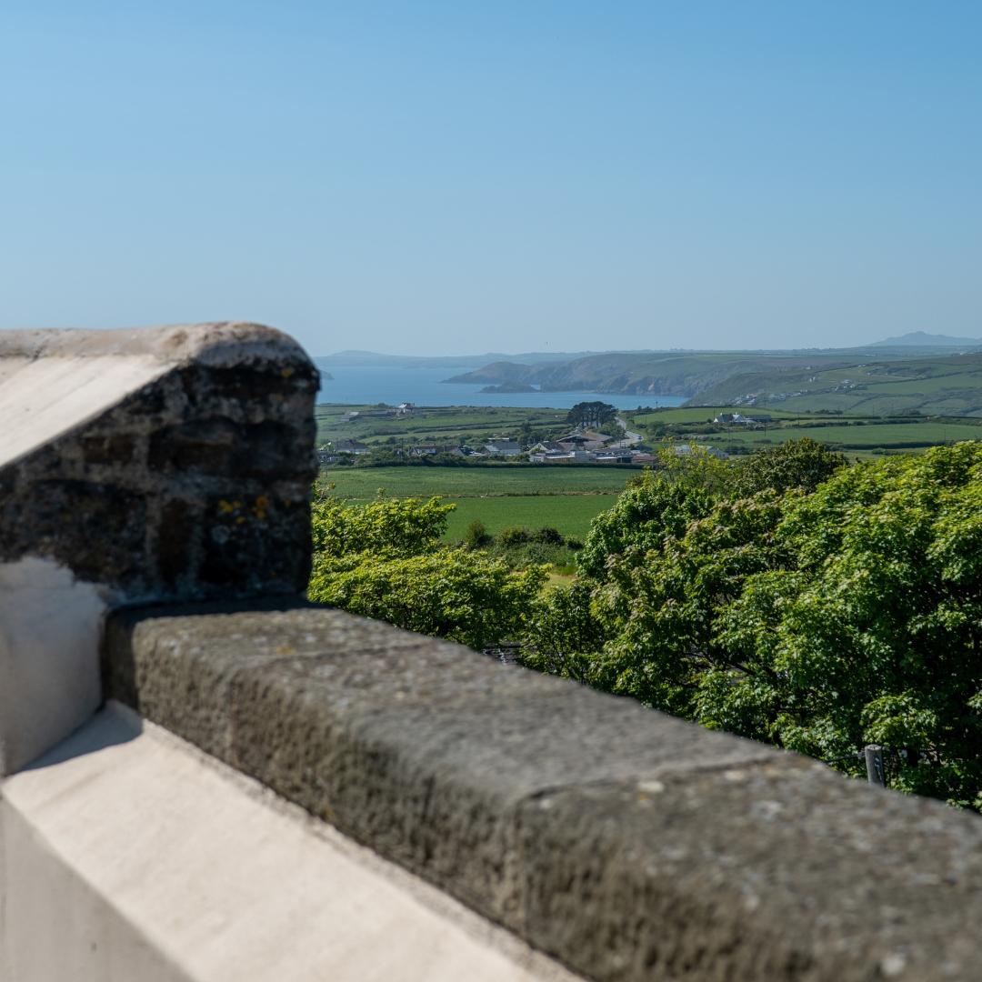 A view we’ll never tire of...

This beautiful weather is really shining a spotlight on Newgale Beach and St Brides Bay, just look at that coastline! Have you visited Newgale Beach before?

#rochcastle #celticcollection #pembrokeshire #wales #castle #views