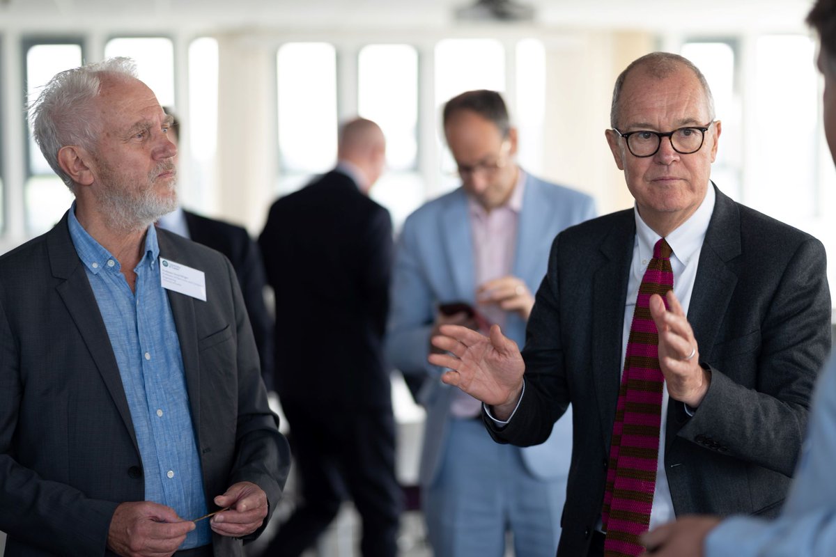 Department for Science, Innovation and Technology (@scitechgovuk) on Twitter photo Metamaterials are a game-changing technology that could give rise to the products, businesses and even industries of the future.
Lord Vallance visited <a href="/UniofExeter/">University of Exeter</a> to celebrate the ÂŁ19.6 million backing of its MetaHub, an important milestone for this disruptive technology. Metamaterials are a game-changing technology that could give rise to the products, businesses and even industries of the future.
Lord Vallance visited <a href="/UniofExeter/">University of Exeter</a> to celebrate the ÂŁ19.6 million backing of its MetaHub, an important milestone for this disruptive technology.