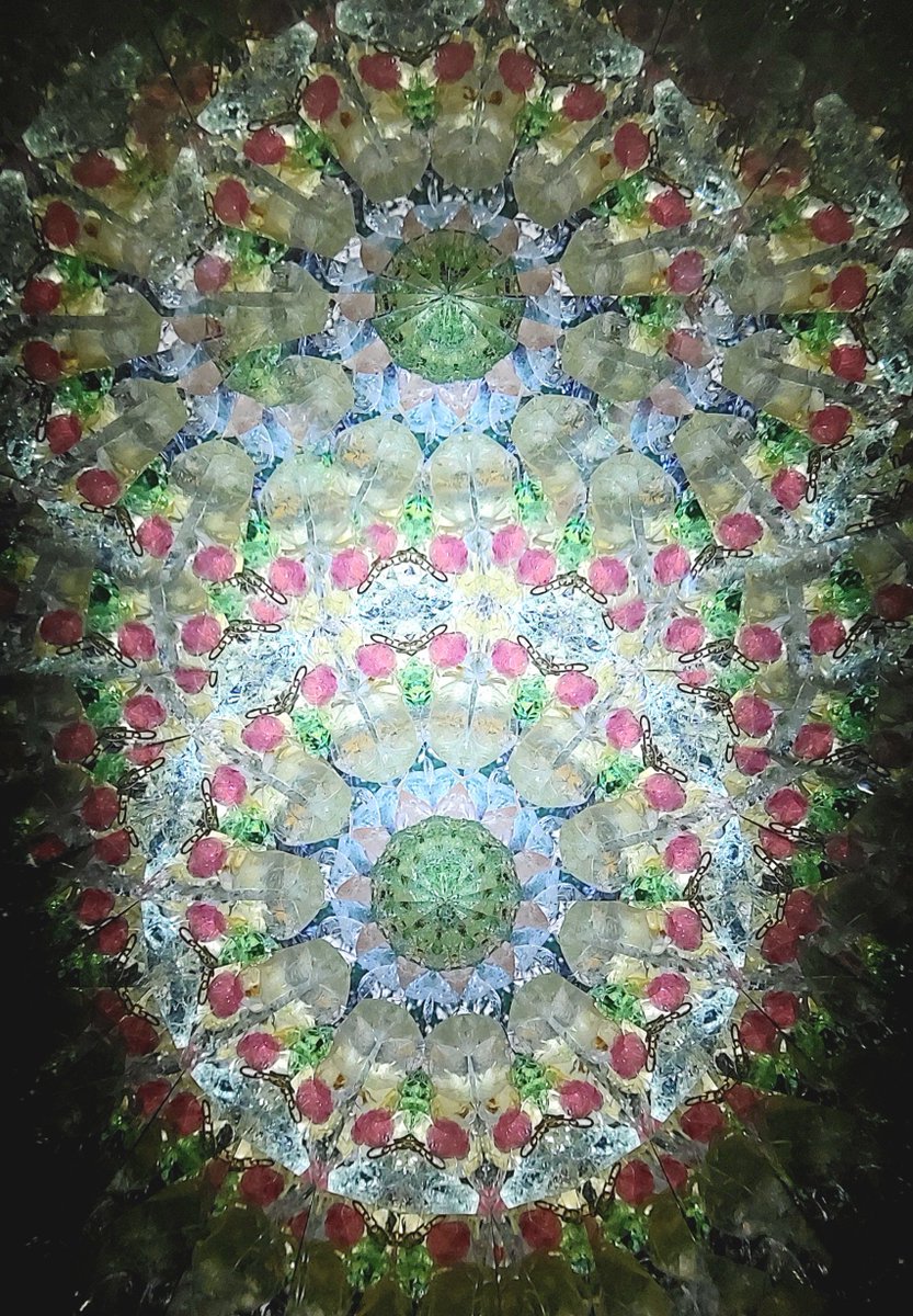 💎ガラフェスプレゼント企画💎

6月ガラフェス開催を記念して
天然石万華鏡PhooneeLithosさんから「天然石万華鏡」1点を協賛いただきました！

【条件】
•このアカウントのフォロー
•リポスト
〆切→6月29日

応援コメントもお願いいたします！
※インスタアカ→phooneelithos

その他詳細↓