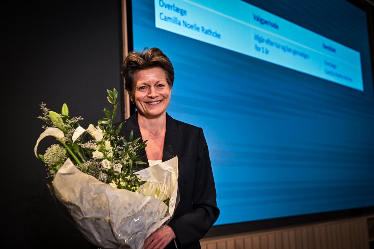 Lægeforeningen (@laegeforeningen) on Twitter photo .<a href="/Camilla_Rathcke/">Camilla Rathcke</a> netop genvalgt som formand for Lægeforeningen #lægemøde #sundpol #dkpol laeger.dk/nyheder/camill… .<a href="/Camilla_Rathcke/">Camilla Rathcke</a> netop genvalgt som formand for Lægeforeningen #lægemøde #sundpol #dkpol laeger.dk/nyheder/camill…