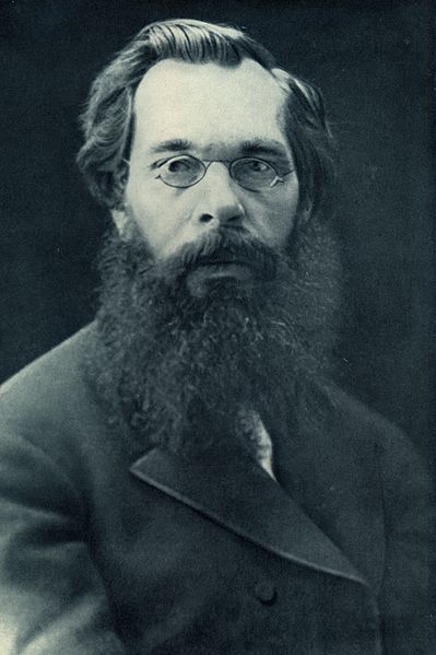 Сегодня день рождения художника Алексея Саврасова (1830-1897). «Художник - это труд, сам труд. Еще неизвестно, кому труднее - крючнику или художнику». Фото 1870-е.