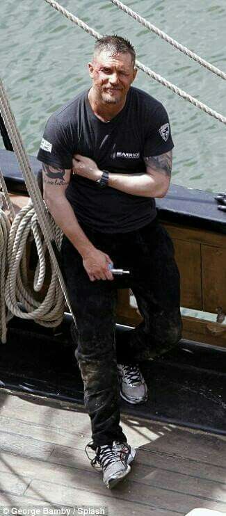 This set really got my fans thinking I have accident 

Nothing happen to me 😘😘❤️