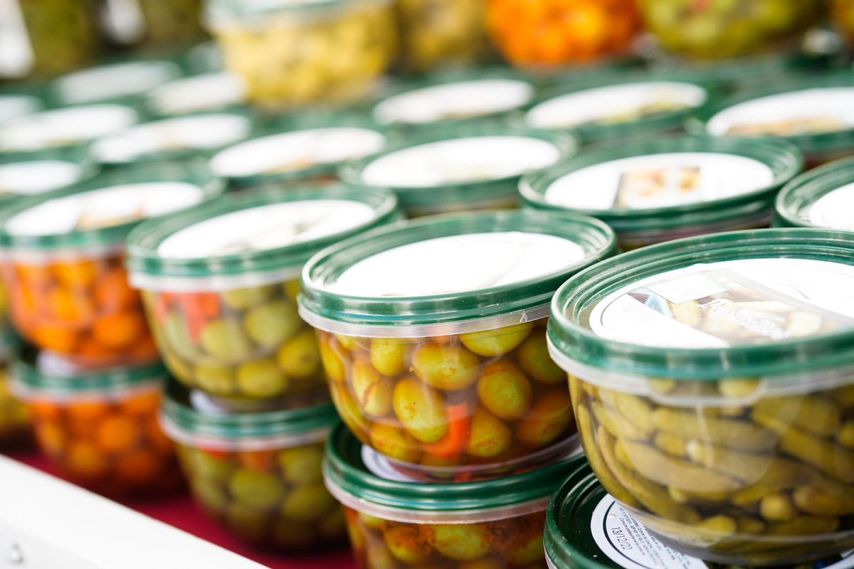 🫒 La Comunidad de Madrid celebra la XIII Despensa de Madrid que recorrerá 19 municipios promocionando productos locales.

🍷 Sus 20 carpas al aire libre se complementan con zonas de degustación y actividades infantiles.

+Info: c.madrid/cm4vg