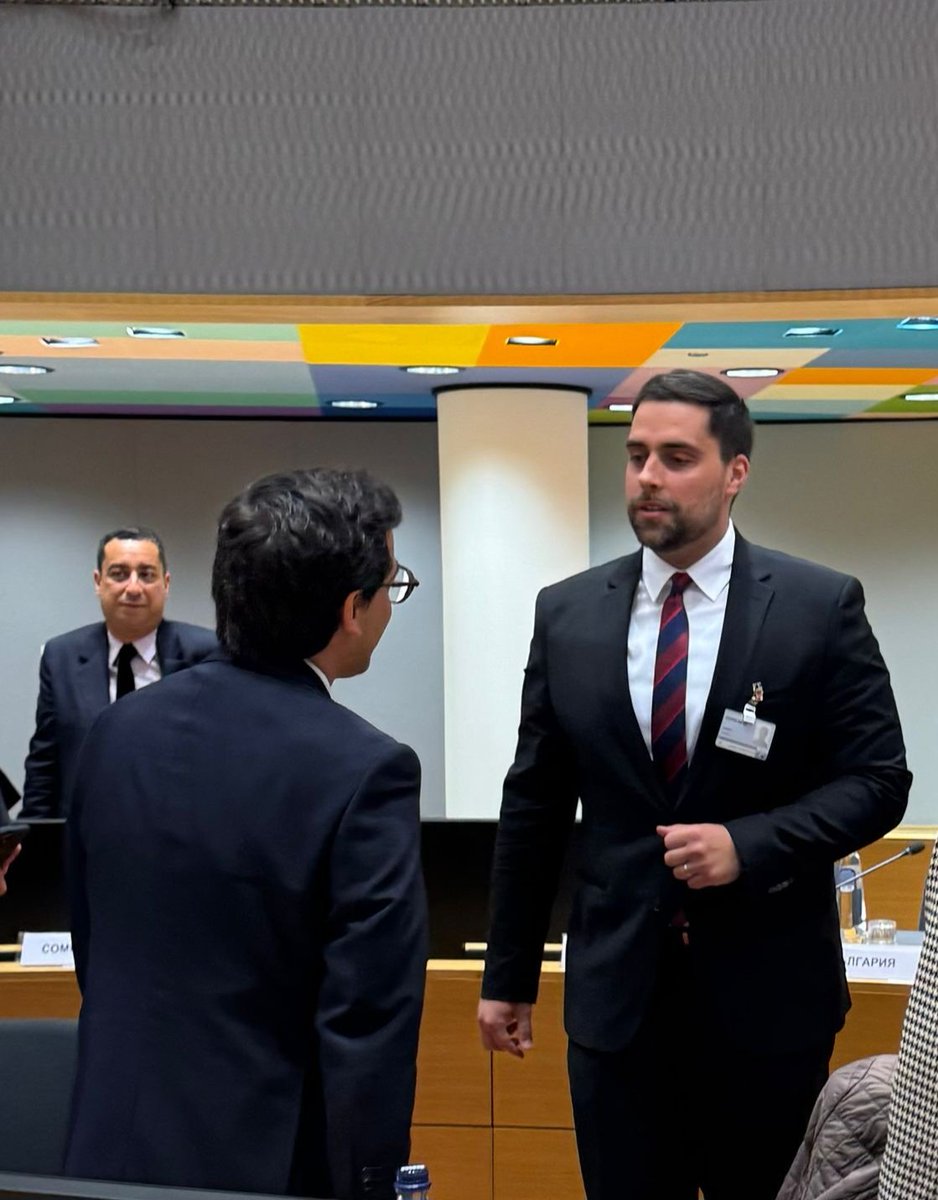 CroatiaInEU's tweet image. 🇭🇷 State Secretary Goran Romek at the #COMPET Council, where EU ministers are discussing how to boost competitiveness — from a stronger #SingleMarket and cutting red tape from day one, to a new e-declaration system for posted workers and smarter public procurement.