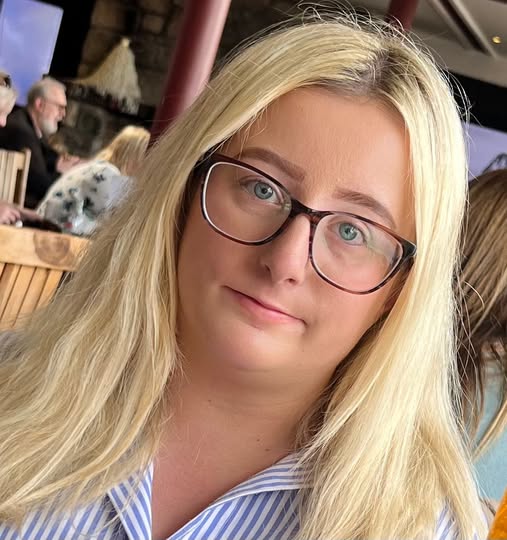 MoebiusUK's tweet photo. We’re delighted to welcome Kristy Hennessey to the team. First off, she'll be organising an online workshop for teenagers/young adults in July – so if she reaches out to you this is what it’s about.
Read Kristy's Moebius story https://t.co/1qBS3L9Kxo https://t.co/lmbEDUD36N