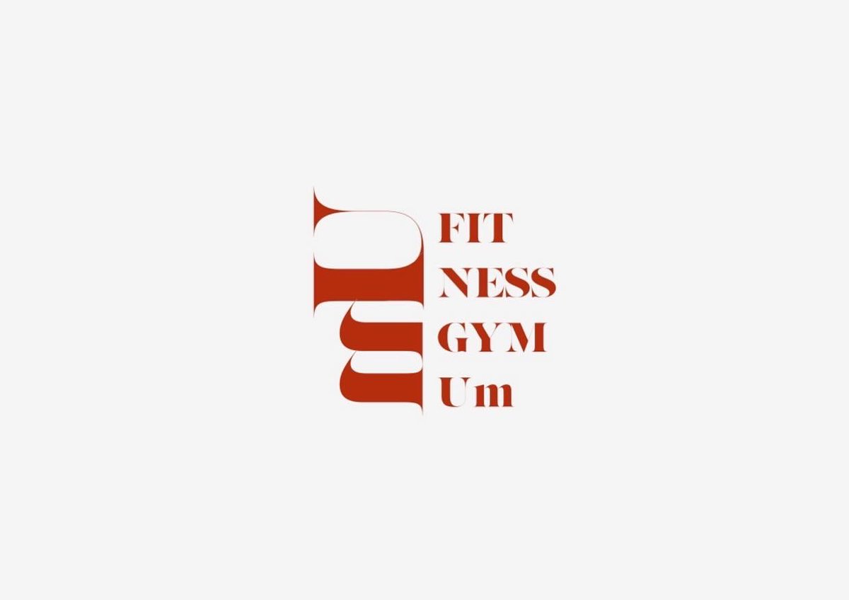 TenTenLogo's tweet photo. FITNESS GYM Um

「Unleash Muscle」
「Um」は、抑圧された力＝未開放の筋肉を象徴しています。
ロゴデザインを通じて、「迷いの一歩」が「確信の筋力」へと変わる過程をビジュアルに落とし込みました。

#ロゴ
#ロゴデザイン
#ロゴ制作
#新規事業 https://t.co/vxw939Y4yb