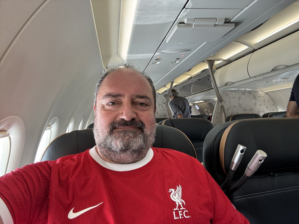 Hafta sonu istikamet belli. Geçen sefer 30 sene sonra gelen şampiyonluk pandemiye denk gelmişti, bu sefer acısını çıkartacağız. 😀