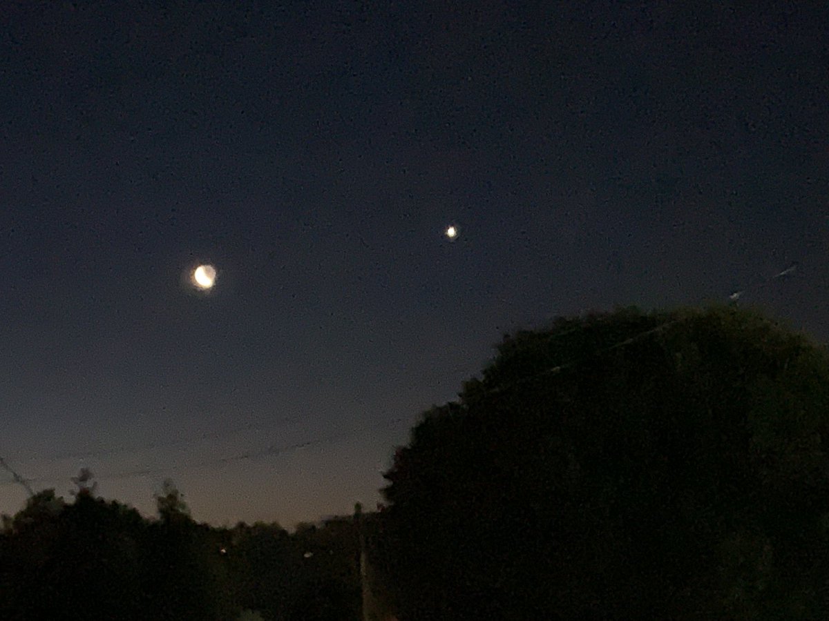 dani48086's tweet image. The Moon and Venus put on a great show over the last couple of mornings. A few snaps from my iPhone, I need to download my Canon later to see how those turned out.