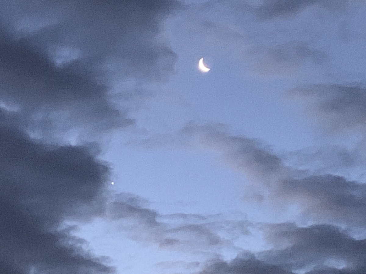 dani48086's tweet image. The Moon and Venus put on a great show over the last couple of mornings. A few snaps from my iPhone, I need to download my Canon later to see how those turned out.