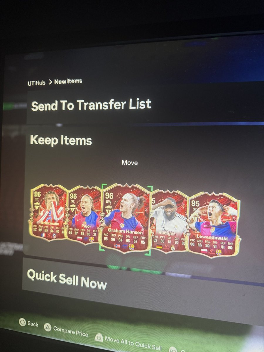 RWBoosting's tweet image. Rewards paying out for our customers during La Liga TOTS, Already completed 4 Rank 1s and a Rank 2 ALSO Now offering a deal for La liga and Ultimate TOTS for £100 which is only £50 a week🤑 DM us📥