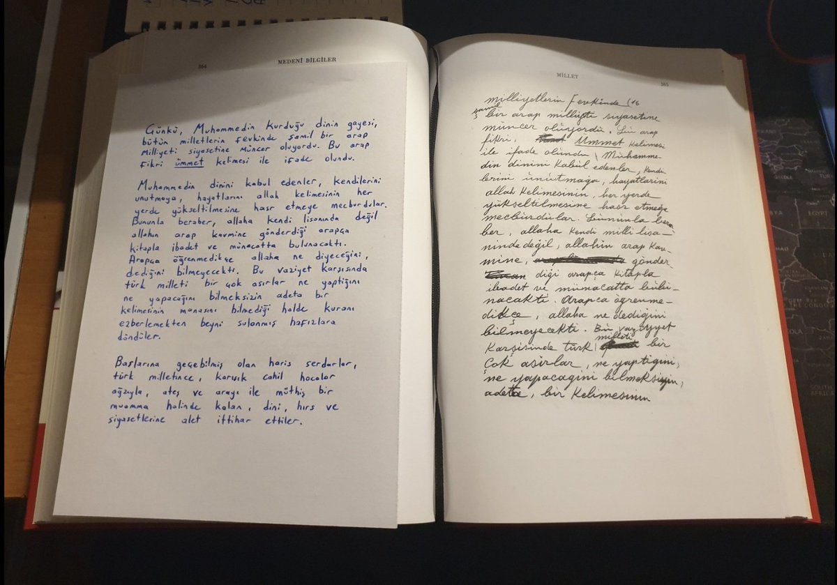 Medeni Bilgiler kitabında Atatürk'ün din konusundaki görüşlerini bulabilirsiniz. Fotoğrafta Atatürk'ün el yazılarının olduğu kısımdan çıkardığım notları görebilirsiniz.