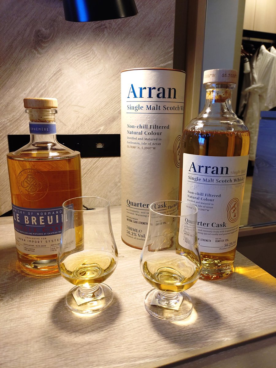 zacky_fi's tweet photo. 本日はみなとみらいでまったり飲んでいます
アラン クウォーターカスクとシャトードブルイユ
どっちもめっちゃ好みの味と香りです https://t.co/IUpjfyIQ7N