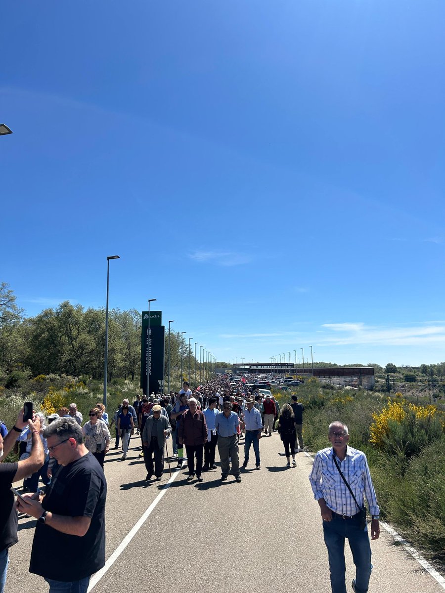 Adrián Herrero tweet media