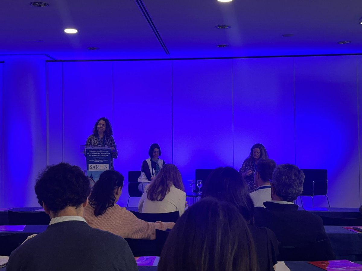 Interna_SAMIN's tweet photo. Puede que sean minoritarias, pero también merecen su mesa!! 

¿Y quién mejor para moderar esta mesa que la Dra. Carlota Argüello Martín, de la consulta de Enfermedades Minoritarias de @HUCA_Asturias? https://t.co/gVUoHbyt6t