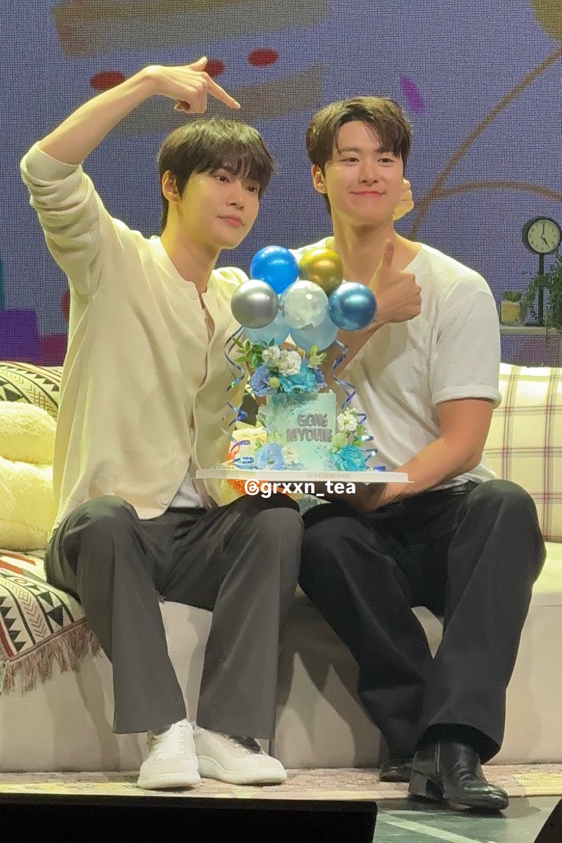 kdysource's tweet photo. Doyoung special appearance during Gongmyoung’s Fanmeeting! ❤️ https://t.co/ZSsSIaNkcp