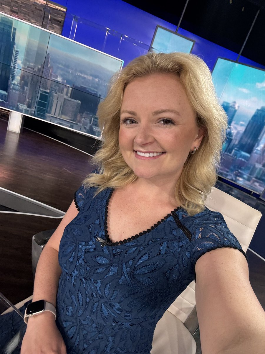 Samantha Boring (@samantha_boring) on Twitter photo Good Morning! I’m finally back at the anchor desk 🤩 Join us now on <a href="/KCTV5/">KCTV5 News</a> News till 8 a.m. 🌅 Good Morning! I’m finally back at the anchor desk 🤩 Join us now on <a href="/KCTV5/">KCTV5 News</a> News till 8 a.m. 🌅