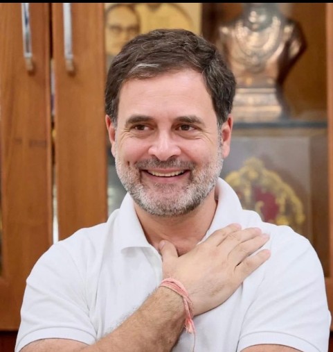क्या लगता है••••

राहुल गांधी देश के अगले भावी प्रधानमंत्री बन सकते हैं 🤔