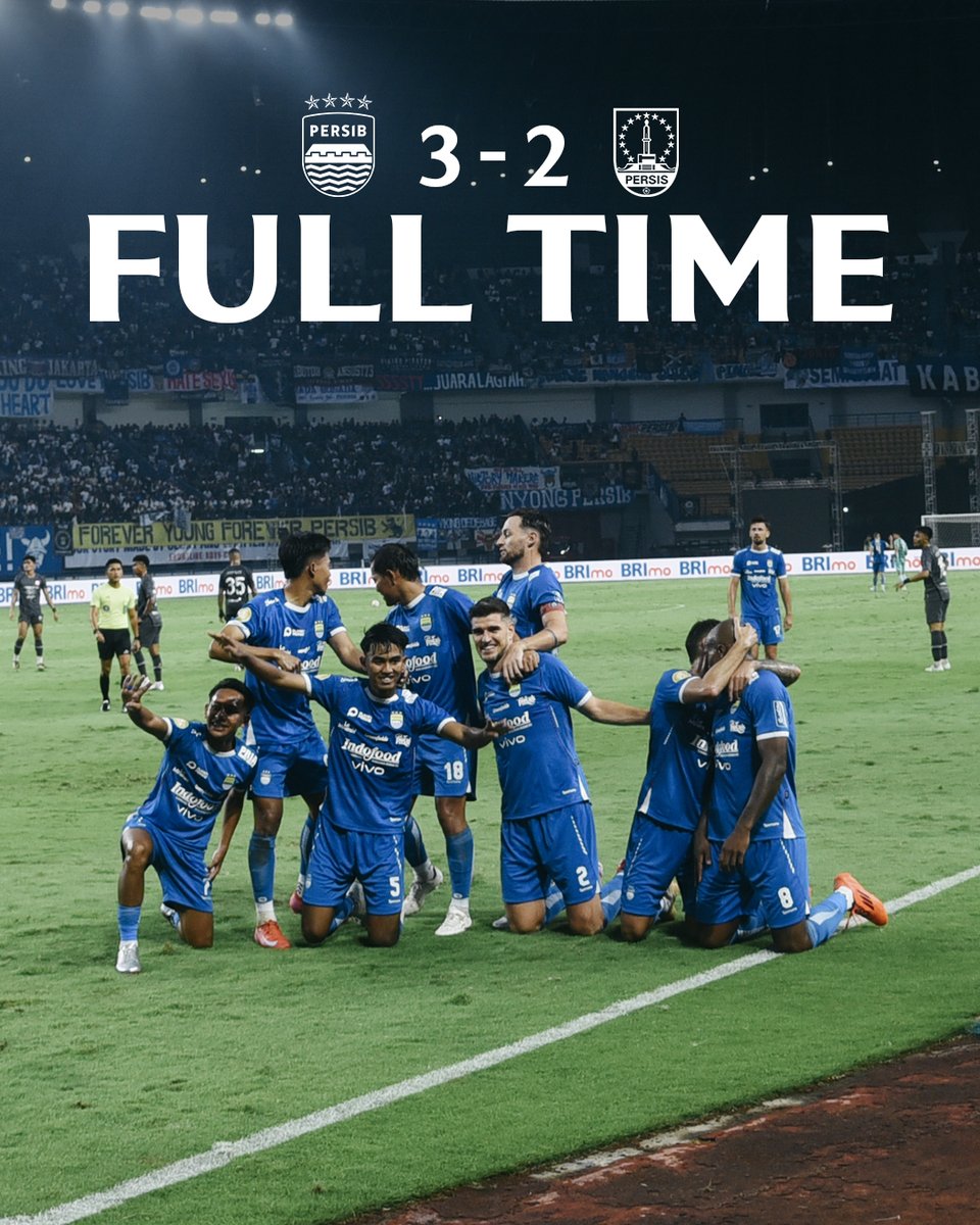 persib's tweet image. For the city, for Bobotoh, forever! ✊

And the story of #SejarahBiru is written! 💙

#WeArePERSIB #SejarahBiru #PERSIBDAY