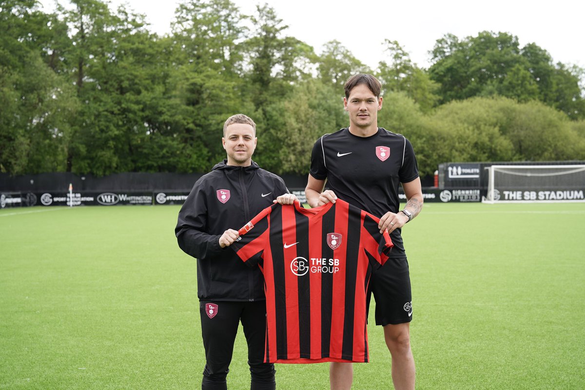 Alfie Pavey is a Robin! We’d like to wish Alfie a huge and warm welcome to the club.

The 29 year old forward signed from Eastbourne Borough this week - and we’re buzzing to have him here! 🙌🏼