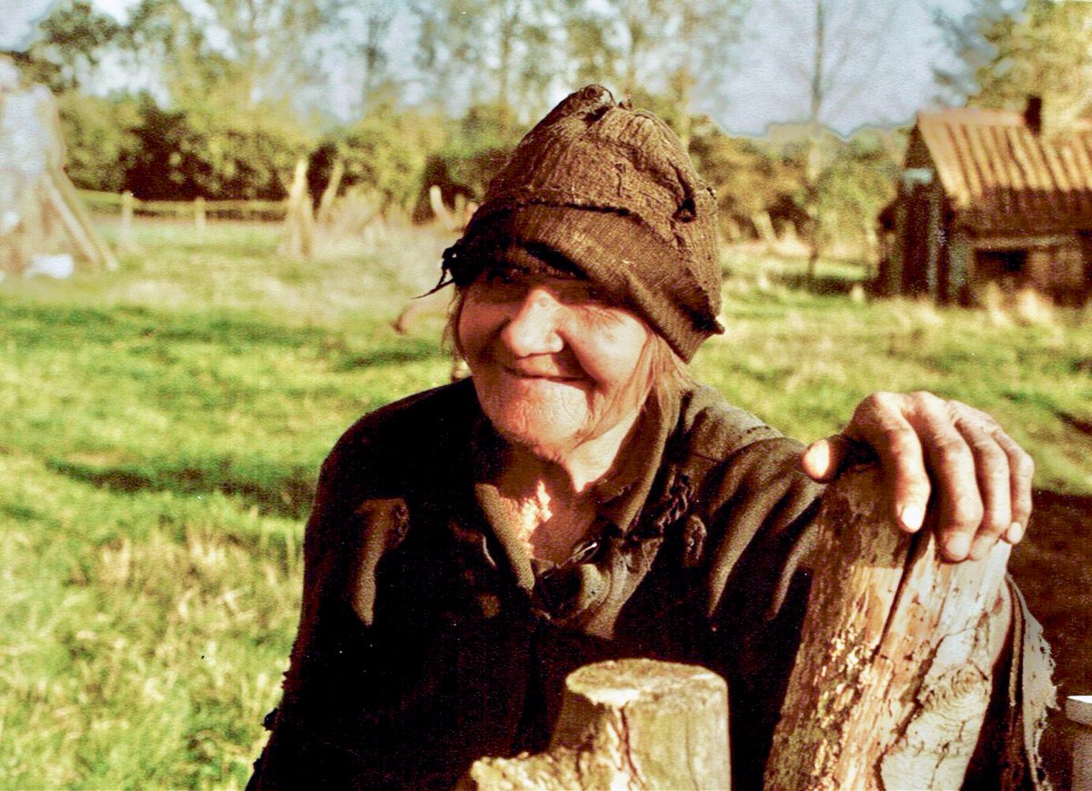 Virginie_VVD's tweet image. #mei_nmooistefotos
Dag24: #kleding