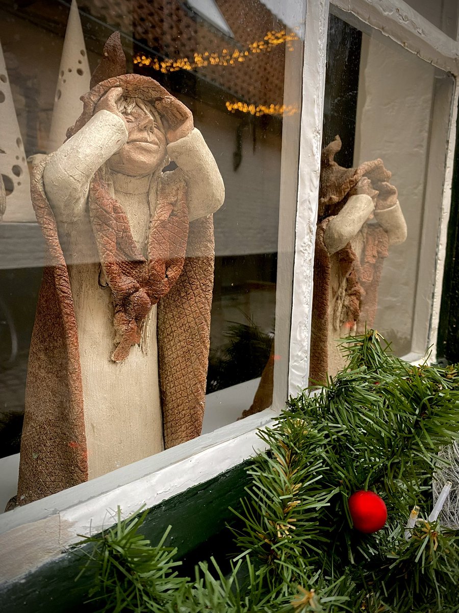 Virginie_VVD's tweet image. #mei_nmooistefotos
Dag24: #kleding