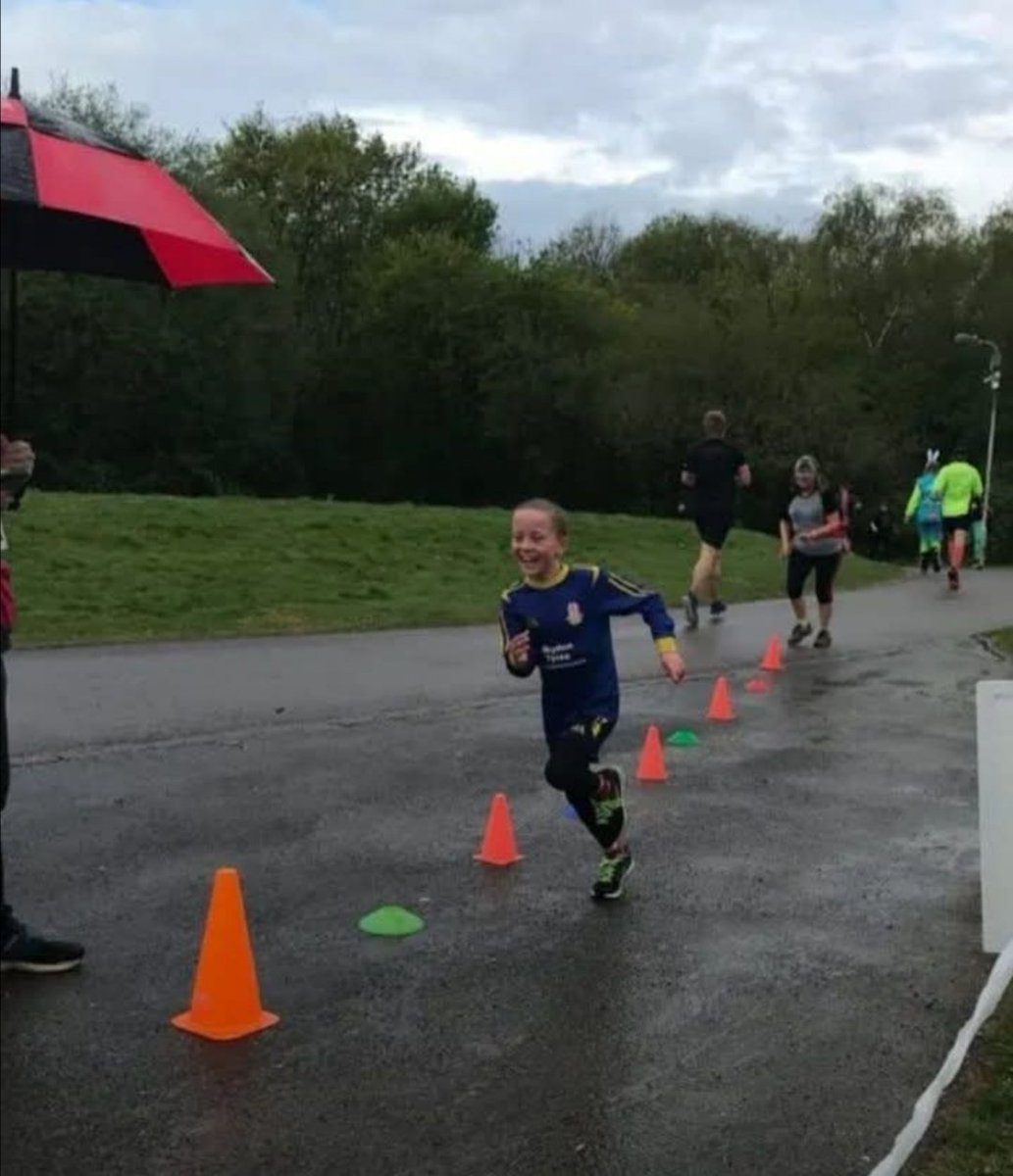 Fantastic running times this morning. #parkrun
Runtimes for today. 
Zach 23:11
Amanda 23:16
Chloe 25:04
Bambos 25:41
Nene 28:12
Nicole 28.48
Tash 30:45
Chris 31:44