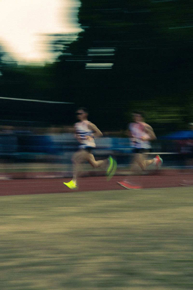 Croydon Harriers (@harrierscroydon) on Twitter photo Some amazing shots of <a href="/Bennufc1892/">Ben Chapman</a> at the Comeback 5000 last night via <a href="/jerrysun1107/">Xiaoxuan Jerry Sun</a>.
Ben ran 15:15.11 for a new PB. Dom Nolan ran 13:56.12 in the elite race 🥳 Some amazing shots of <a href="/Bennufc1892/">Ben Chapman</a> at the Comeback 5000 last night via <a href="/jerrysun1107/">Xiaoxuan Jerry Sun</a>.
Ben ran 15:15.11 for a new PB. Dom Nolan ran 13:56.12 in the elite race 🥳