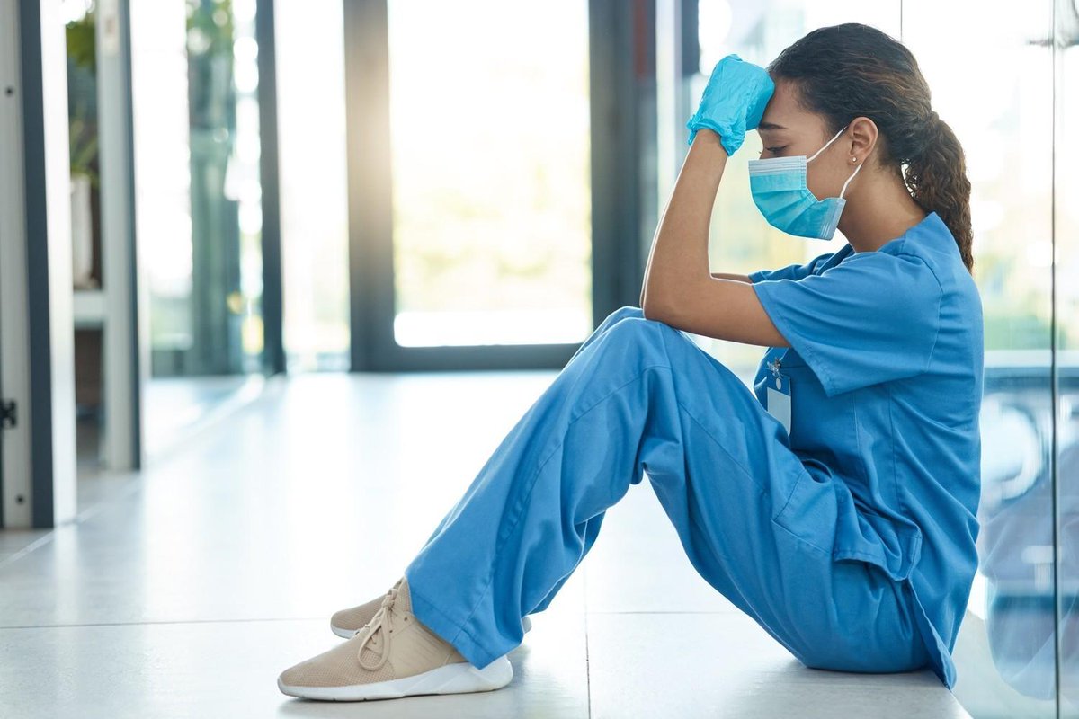 Diario Médico (@diariomedico) on Twitter photo 📢¿Cuánto #burnout hay entre los médicos jóvenes? <a href="/CGCOM_Esp/">Consejo General de Médicos</a> lanza una encuesta para analizarlo.
➡️Se dirige a los que iniciaron el MIR entre 2015 y 2025.
🗣️<a href="/dosanz10/">Domingo Antonio</a>, representante nacional de Médicos Jóvenes y Promoción de Empleo, cuenta los detalles.
diariomedico.com/medicina/profe… 📢¿Cuánto #burnout hay entre los médicos jóvenes? <a href="/CGCOM_Esp/">Consejo General de Médicos</a> lanza una encuesta para analizarlo.
➡️Se dirige a los que iniciaron el MIR entre 2015 y 2025.
🗣️<a href="/dosanz10/">Domingo Antonio</a>, representante nacional de Médicos Jóvenes y Promoción de Empleo, cuenta los detalles.
diariomedico.com/medicina/profe…