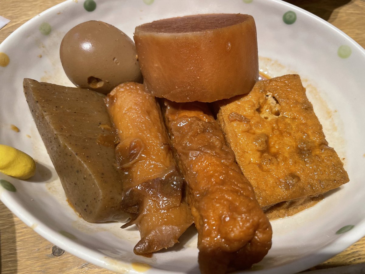 名古屋
「ふみ屋」さん
どて煮も串カツもおでんも手羽先も、うみゃ〜かった！
ご馳走様でした😋
