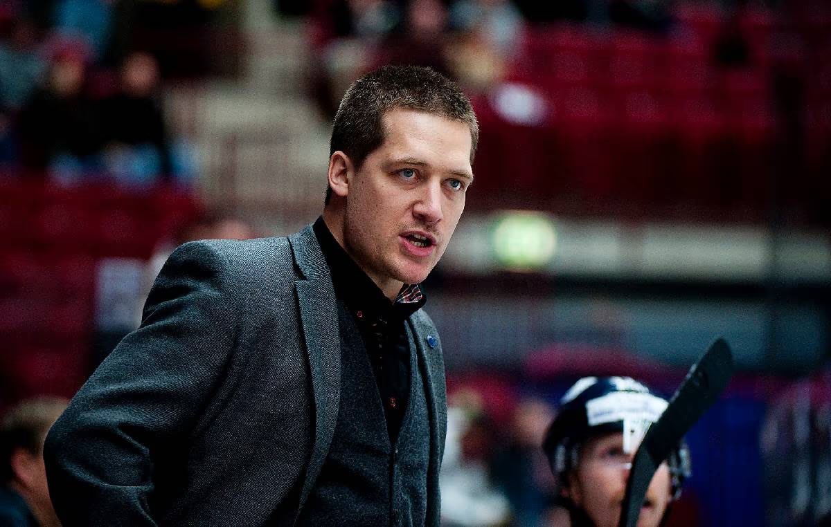 forviharCHJagne's tweet image. Du är förlåten om du kommer hem till AIK.