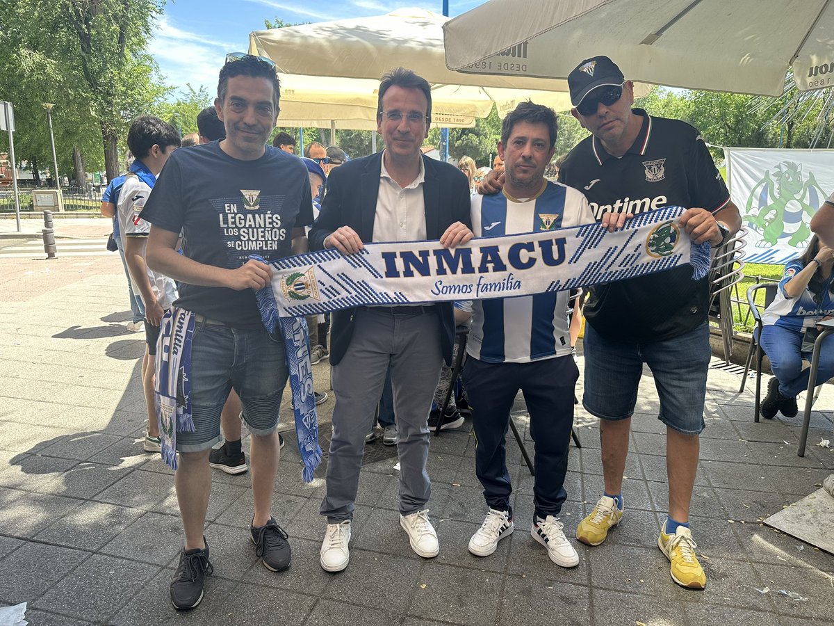 Miguel Ángel Recuenco 🇪🇦 (@marecuencopp) on Twitter photo Nuestra ciudad está ahora mismo esperanzada con la posibilidad de la salvación de nuestro Lega. Hemos tenido ocasión de comprobarlo con la peña <a href="/InmacuPepinera/">Peña Inmacu Pepinera</a> a los que agradezco el recibimiento y el cariño. #LeganesNoSeRinde Nuestra ciudad está ahora mismo esperanzada con la posibilidad de la salvación de nuestro Lega. Hemos tenido ocasión de comprobarlo con la peña <a href="/InmacuPepinera/">Peña Inmacu Pepinera</a> a los que agradezco el recibimiento y el cariño. #LeganesNoSeRinde