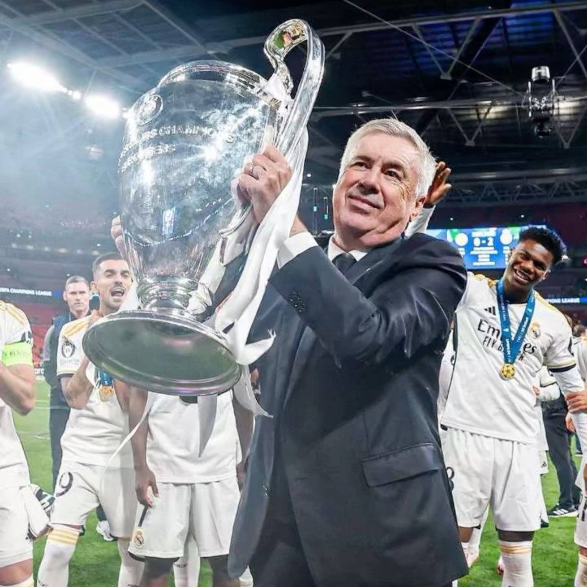 thebroke_dbeee's tweet image. May 24, 2014: Carlo Ancelotti leads Real Madrid to their 10th CL title.
Exactly 11 years later..
May 24, 2025: Carlo Ancelotti manages his last ever Real Madrid game.
Legend. π