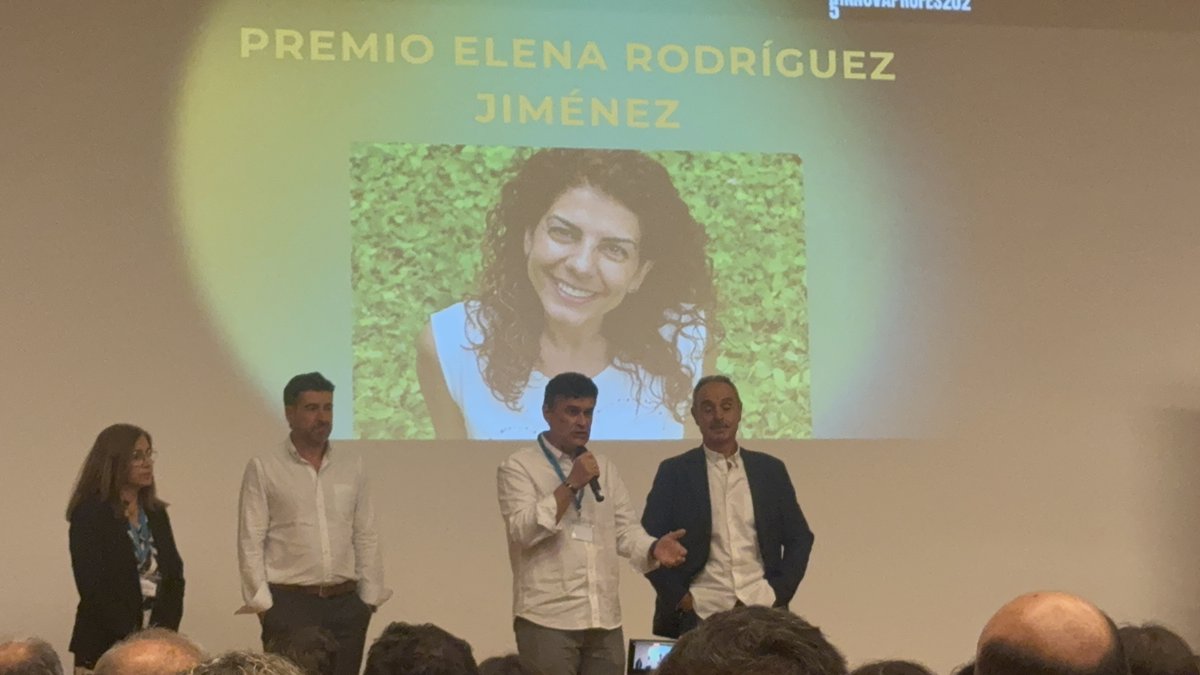 Pablo Peñalver Alonso (@ppenalvera) on Twitter photo <a href="/evaguado/">eva aguado</a> <a href="/profeonfire/">Profe On Fire (Miguel A. Ronda)</a> <a href="/Noemizamdom/">DisfruCandoFP</a> <a href="/FPinnovacion/">FPiE+ Emprendimiento Aumentado</a> Personas, personas como Elena Rodríguez, que estuvo con nosotros, estoy seguro, que hubiera estado. Seguirá siendo nuestra inspiración, con los Premios Elena Rodriguez que ofrecerá <a href="/FPinnovacion/">FPiE+ Emprendimiento Aumentado</a> a aquellas personas comprometidas, innovadoras, y que aportan valor a nuestra FP! <a href="/evaguado/">eva aguado</a> <a href="/profeonfire/">Profe On Fire (Miguel A. Ronda)</a> <a href="/Noemizamdom/">DisfruCandoFP</a> <a href="/FPinnovacion/">FPiE+ Emprendimiento Aumentado</a> Personas, personas como Elena Rodríguez, que estuvo con nosotros, estoy seguro, que hubiera estado. Seguirá siendo nuestra inspiración, con los Premios Elena Rodriguez que ofrecerá <a href="/FPinnovacion/">FPiE+ Emprendimiento Aumentado</a> a aquellas personas comprometidas, innovadoras, y que aportan valor a nuestra FP!