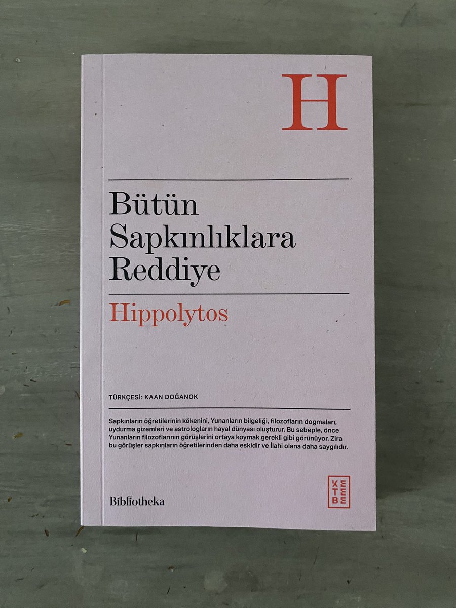 son zamanlarda okuduğum en etkileyici kitaplardan biri:

eski yunan dünyasına dair en önemli kaynaklardan biri olan “bütün sapkınlıklara reddiye”, yalnızca eski yunan filozoflarını değil, aynı zamanda brahmanlar ile druidleri de ele alması; ayrıca astrolojinin kaynaklarını ve