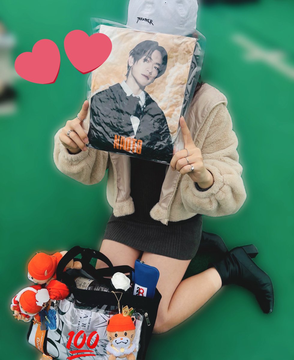 ___pmr's tweet photo. KINGDOM 初日👑🤍

縁日やるぞー！と思ったら
まさかのソールドしてて死😭
ガチャやるか…とやってみたら…

まさかのNAOTOさんクッション
自引きしましたああああ😭🧡
謎の報われた感、しあわせです👍🏻

ライブものんびり楽しめて
東京ドームもさらに楽しみになった🎶 https://t.co/RhiOIUBtmk