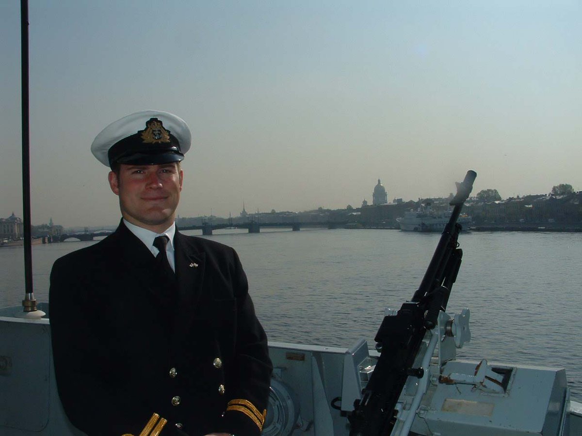 Steve Prest ⚔️ 🛠️⚡⚓🍓 (@fightingsailor) on Twitter photo OTD 20 years' ago, <a href="/HMSSutherland/">HMS SUTHERLAND</a> arrived in St Petersburg.
Much has changed in two decades! OTD 20 years' ago, <a href="/HMSSutherland/">HMS SUTHERLAND</a> arrived in St Petersburg.
Much has changed in two decades!