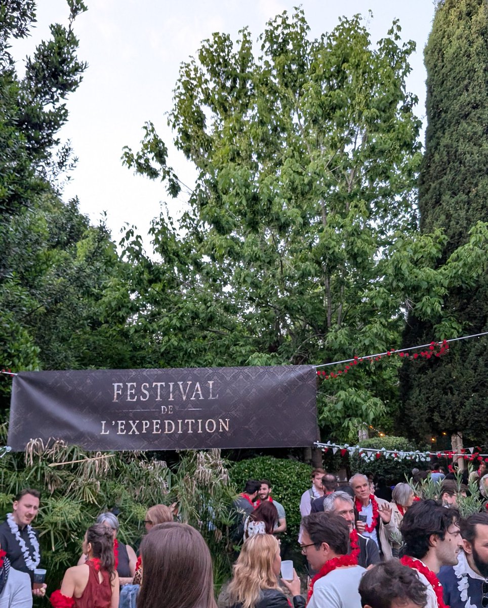 jackrobken's tweet image. Un soirée genial ❤️

Celebrating one month of @expedition33 with @SandfallGames 🇫🇷