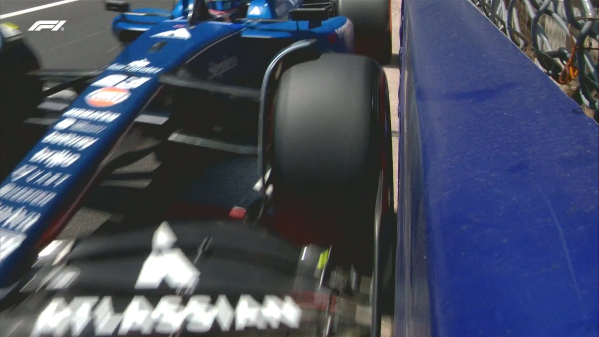 Alex Albon on a push lap gets unbelievably close to the wall 🤯

#F1 #MonacoGP
