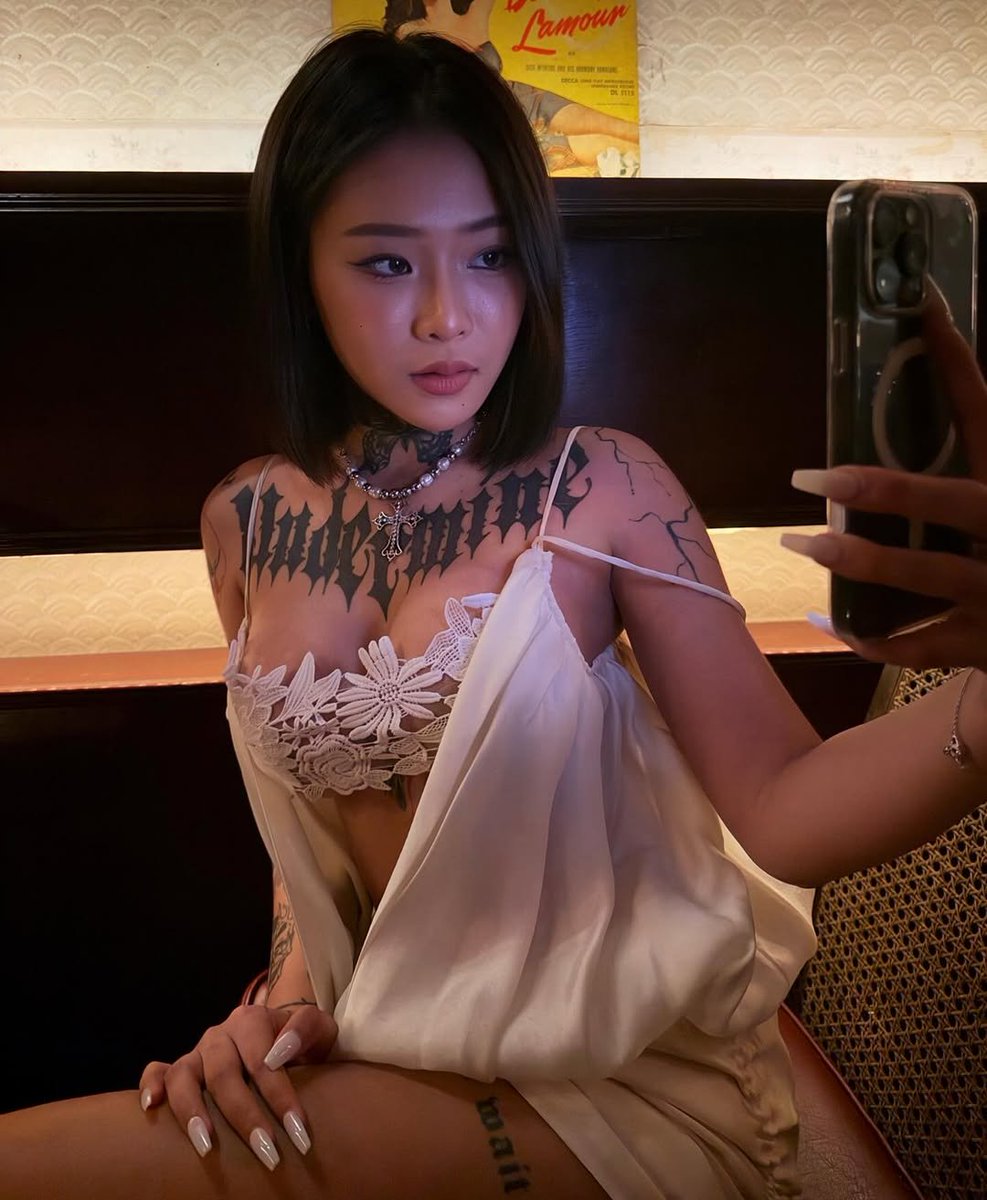 yayee @gupgiiiiiift - Twitter Profile | Sotwe