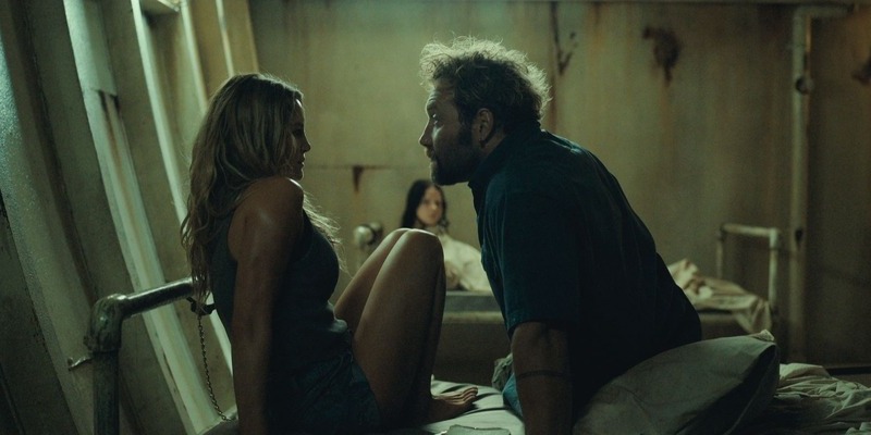 "It's Jai Courtney's career-best performance that really sells the film's premise."

DANGEROUS ANIMALS is in US/UK/ROI cinemas from Friday.

Read @hilliseric's review at themoviewaffler.com/2025/05/danger…

#DangerousAnimals #film #movies #horror #JaiCourtney #HassieHarrison